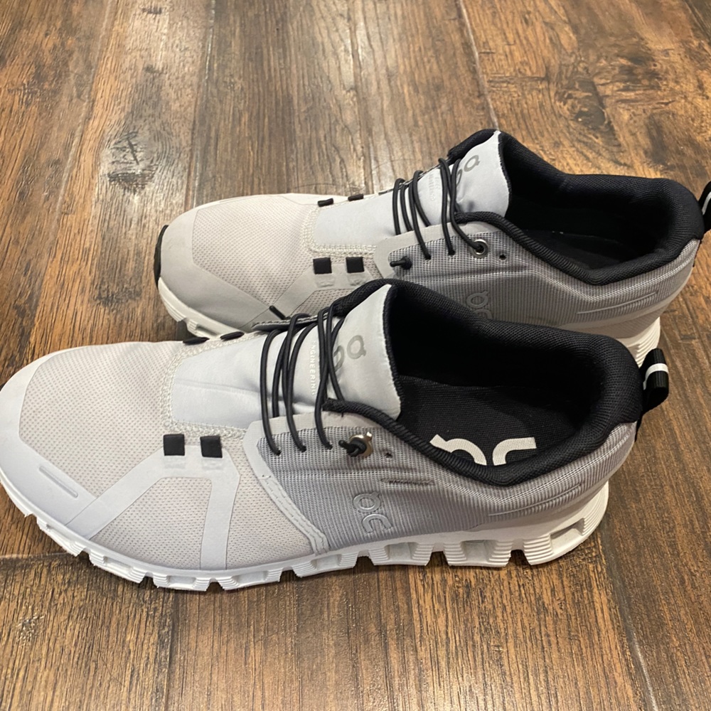 Waterproof! On Cloud 5 womens